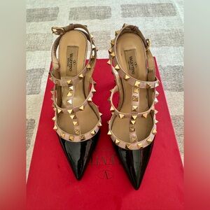 Valentino Rockstud Heels - Size: 37 / 100mm